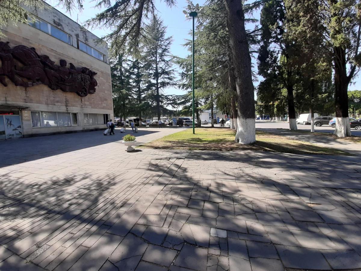 Гостиница "Курорт" Pizunda Exterior photo